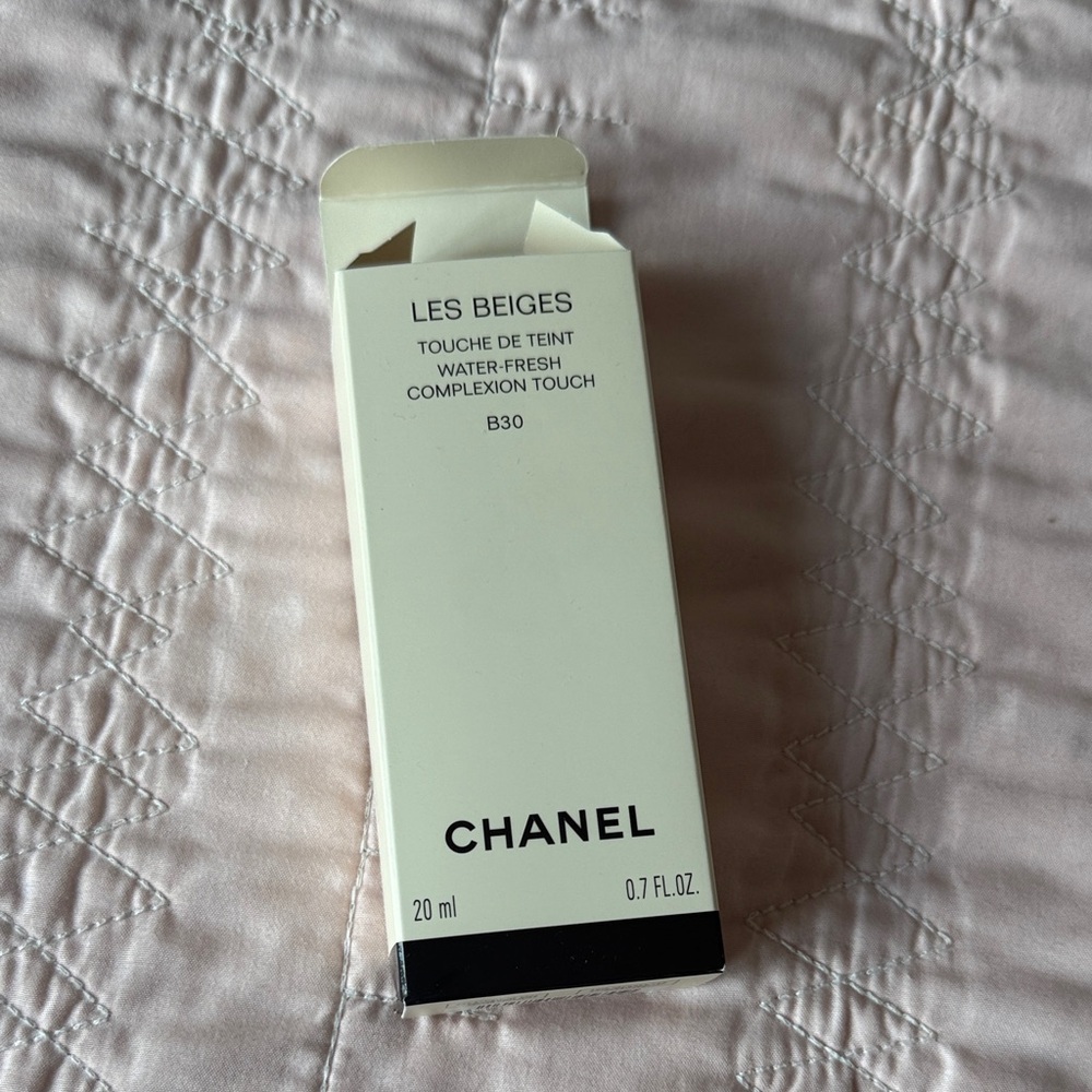 Chanel Les Beiges Complexion Touch box only